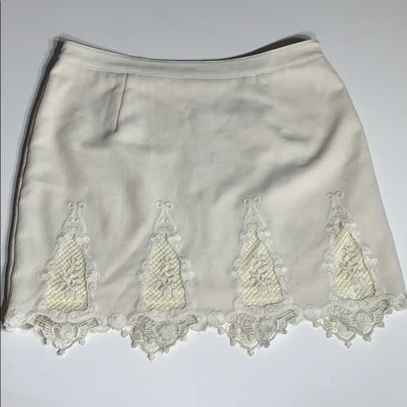 Sugarlips Cream Lace Mini Skirt - Picture 1 of 4
